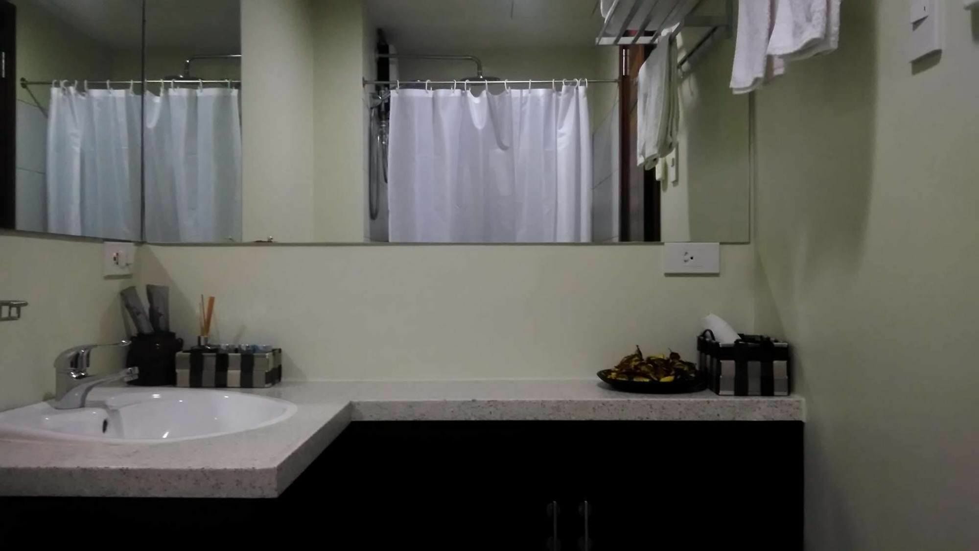 Ecj Cozy Units At Horizons 101 Cebu